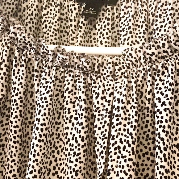 Ann Taylor XL sheer long sleeved blouse - Picture 3 of 3